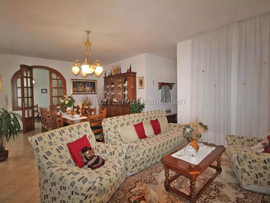 Immagine 6 di Casa bifamiliare in vendita  in via Basilicata a Torrita Di Siena