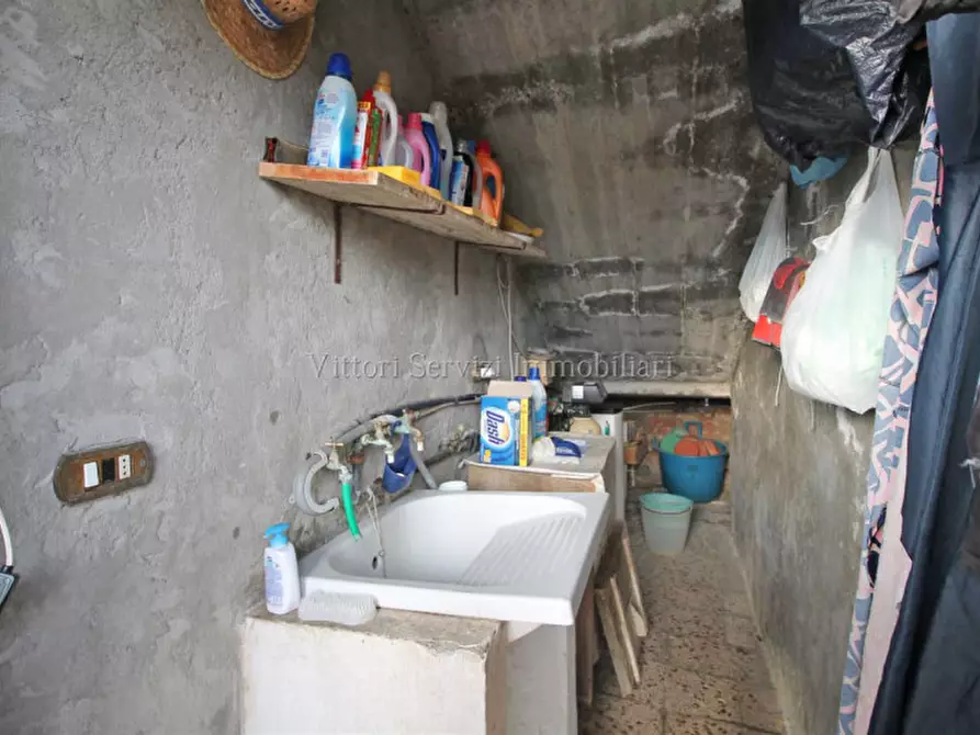 Immagine 21 di Casa bifamiliare in vendita  in via Basilicata a Torrita Di Siena