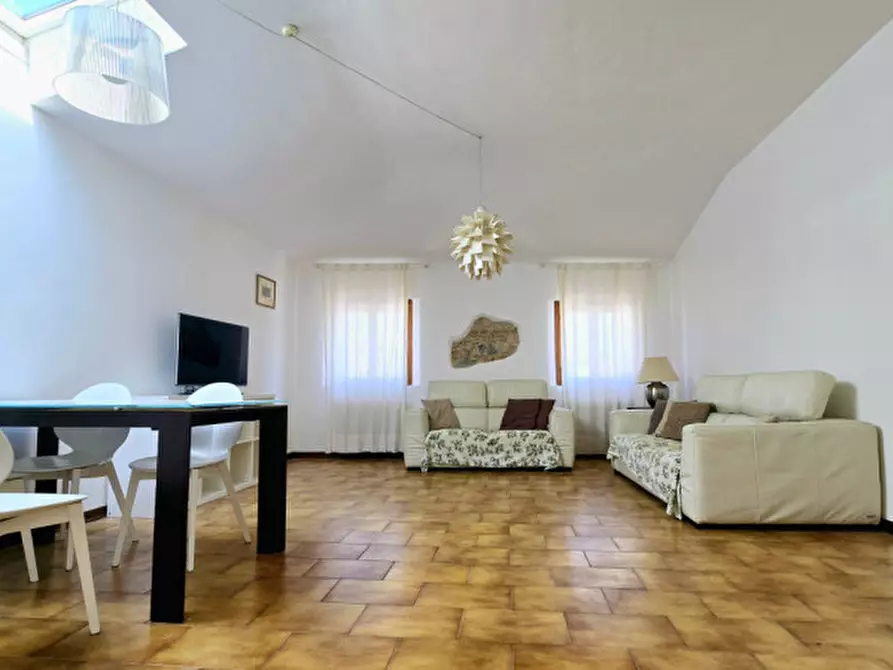 Immagine 2 di Appartamento in vendita  in Piazza Maggiore, 20 a Este