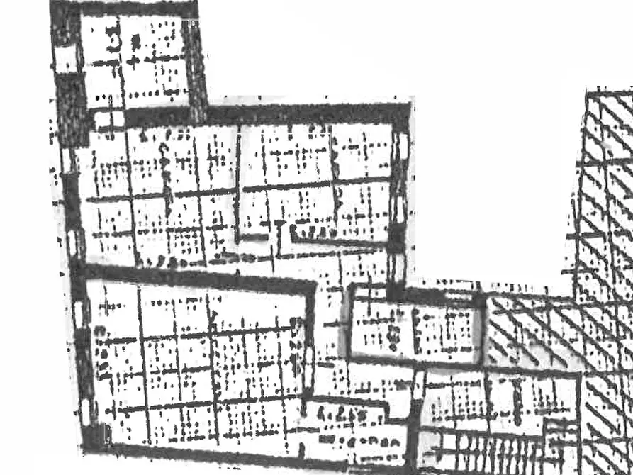 Immagine 30 di Appartamento in vendita  in Piazza Maggiore, 20 a Este
