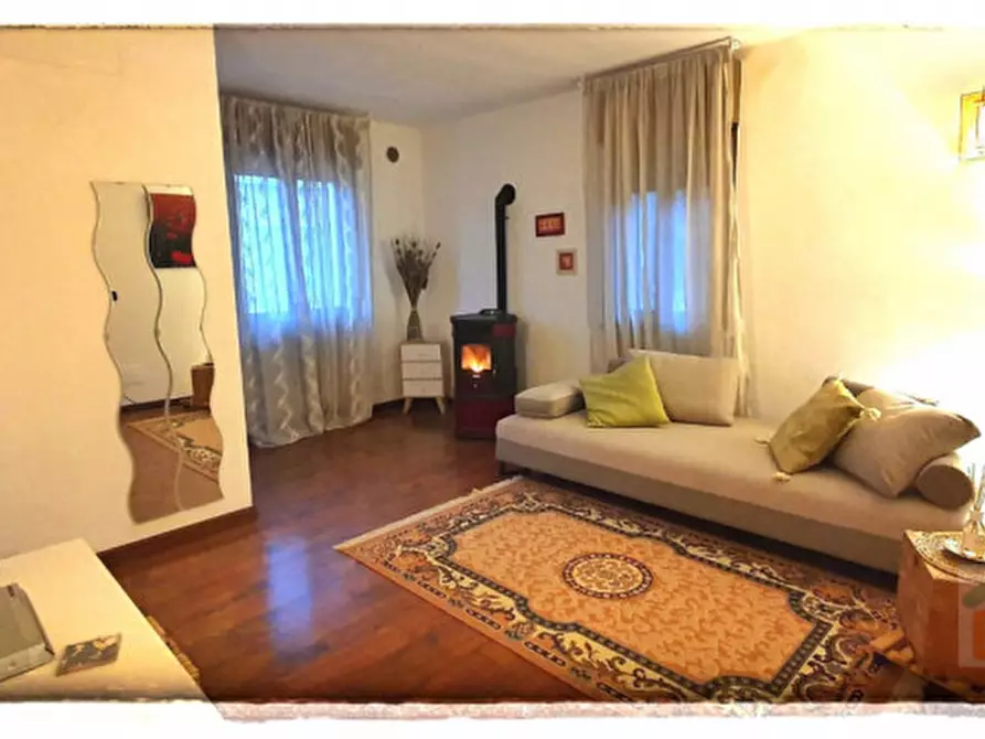 Immagine 2 di Villetta a schiera in affitto  in piazza San Rocco 19 a Gonars