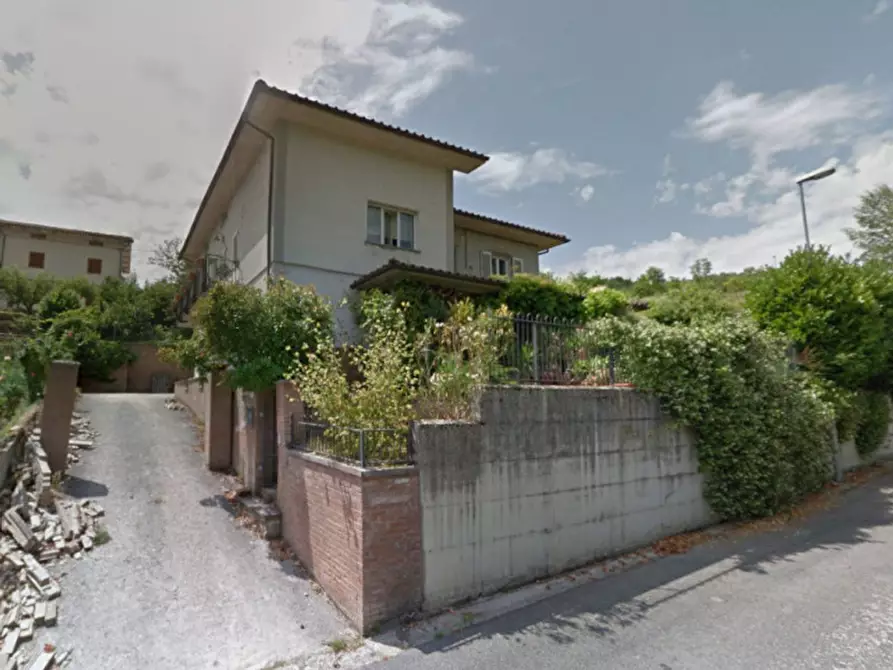 Immagine 1 di Appartamento in vendita  in Via Mazzini, N. snc a Muccia