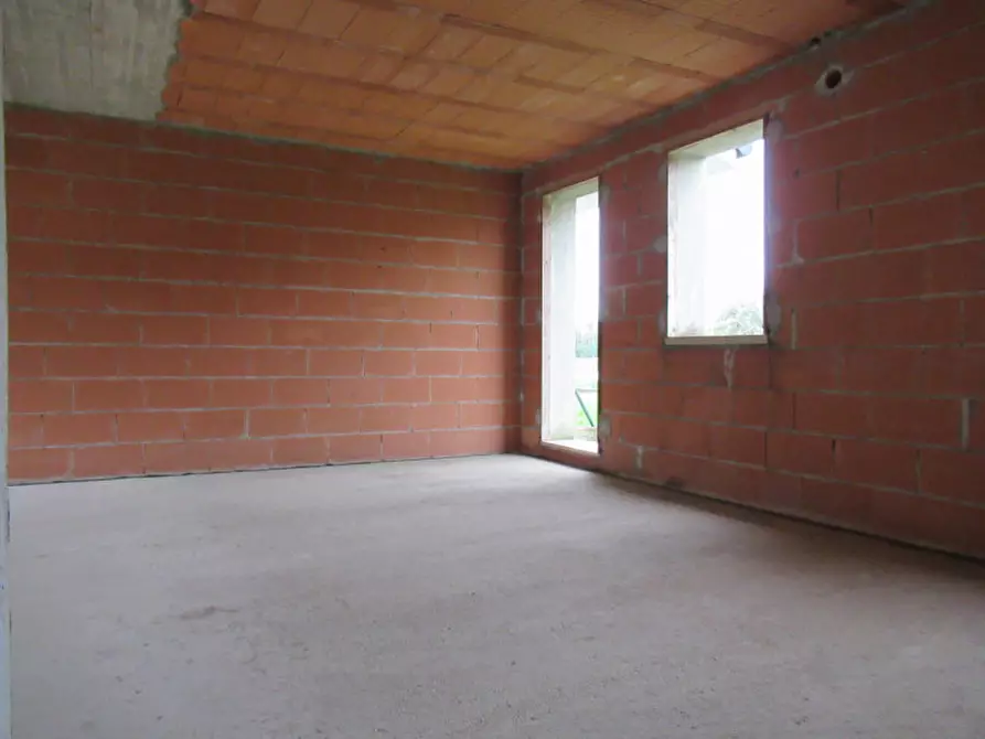 Immagine 26 di Casa trifamiliare in vendita  in via mazzini a Trevignano