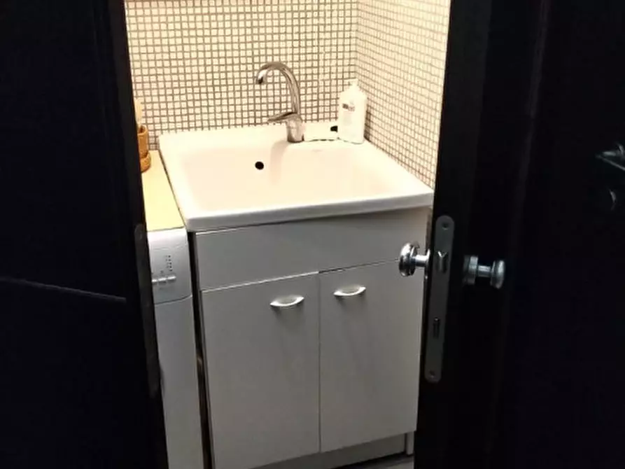 Immagine 18 di Attico in affitto  in Via A Pisano a Verona