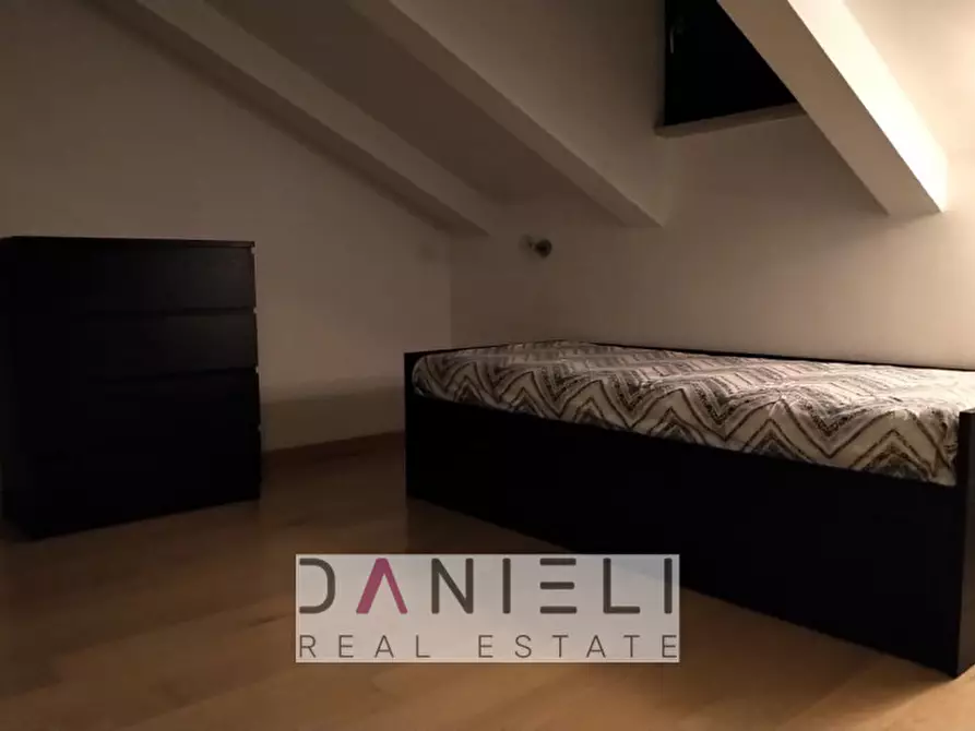 Immagine 23 di Attico in affitto  in Via A Pisano a Verona