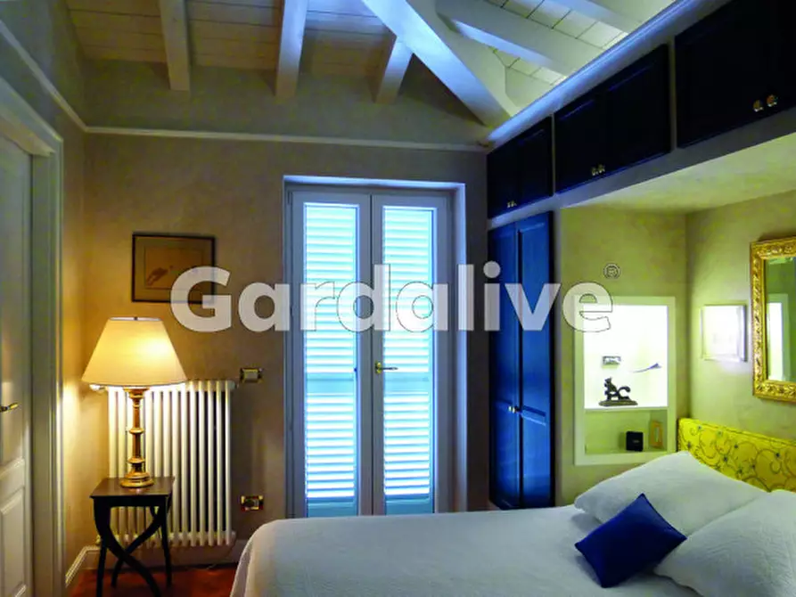 Immagine 21 di Villa in vendita  a Toscolano-Maderno