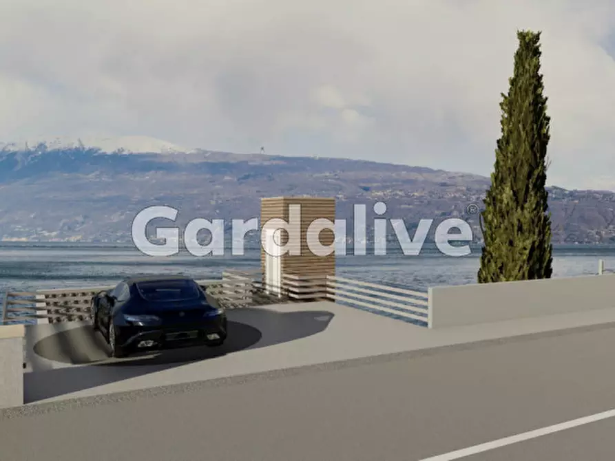 Immagine 8 di Villa in vendita  a Toscolano-Maderno