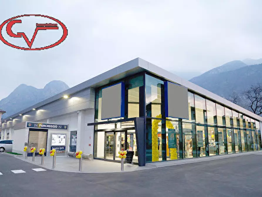 Immagine 2 di Negozio in vendita  in SS 69 a San Giovanni Valdarno