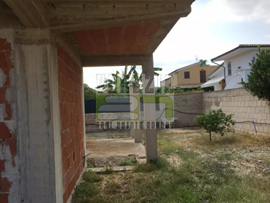 Immagine 2 di Villa in vendita  in C/da Balata a Noto