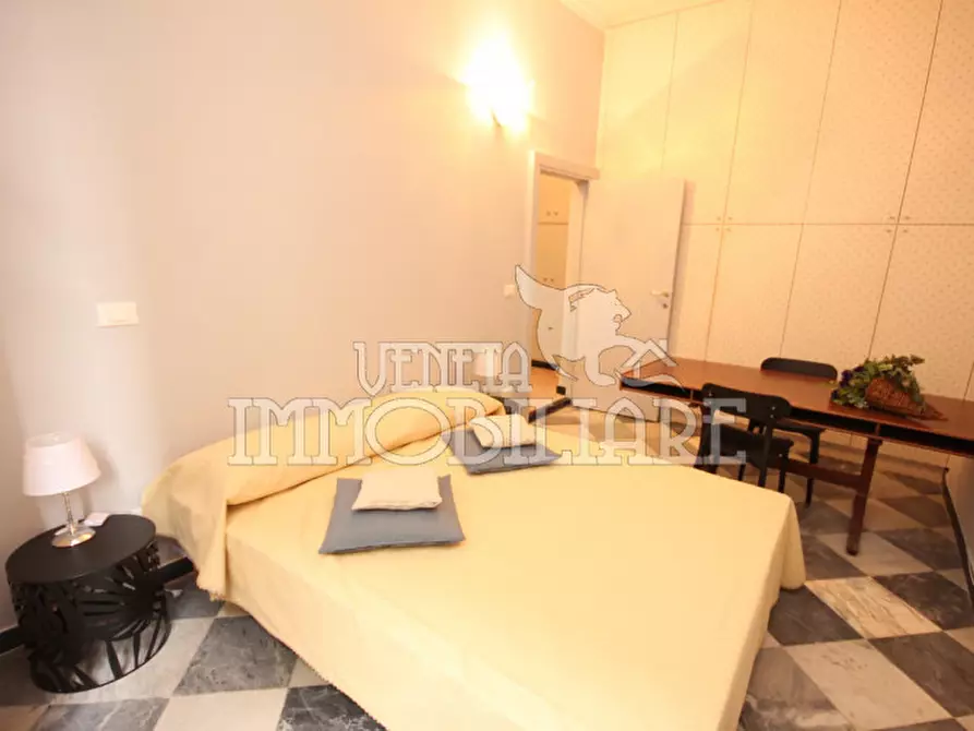 Immagine 1 di Appartamento in affitto  in piazza de marini a Genova