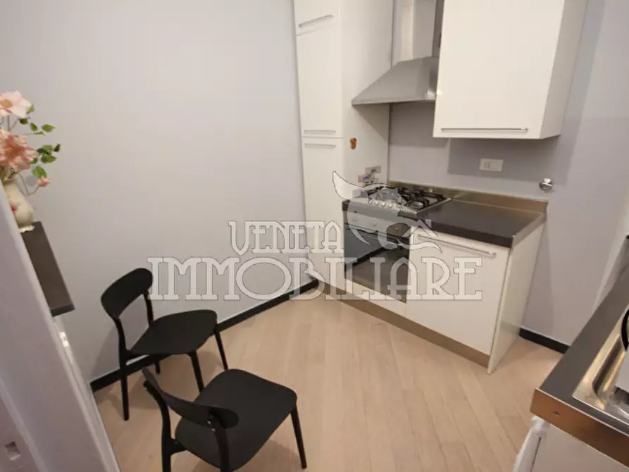 Immagine 6 di Appartamento in affitto  in piazza de marini a Genova