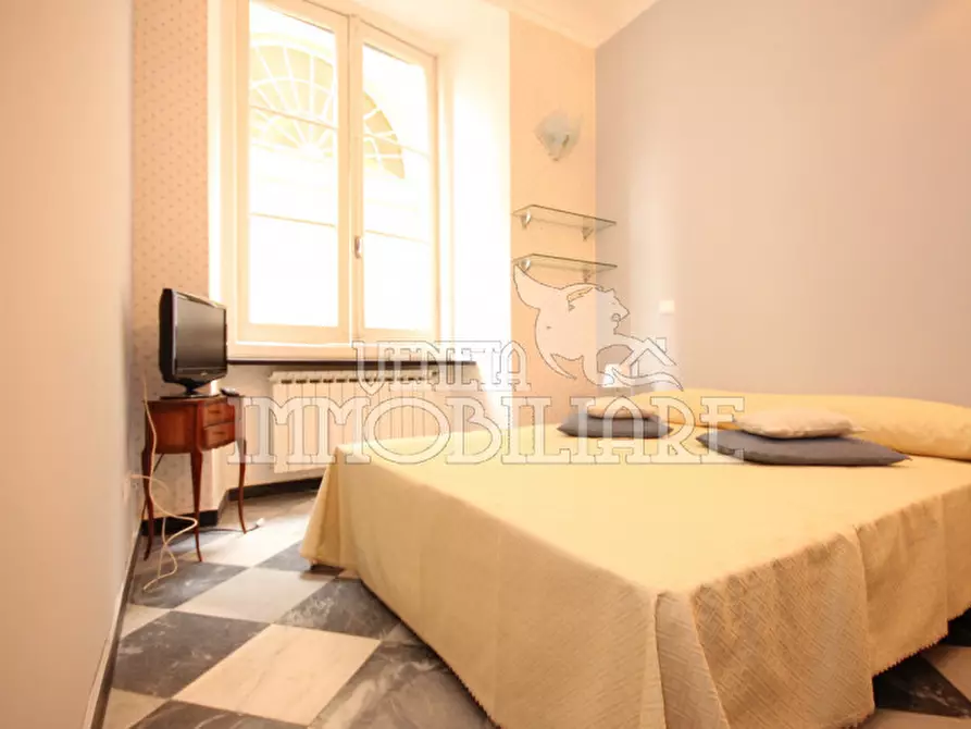 Immagine 16 di Appartamento in affitto  in piazza de marini a Genova