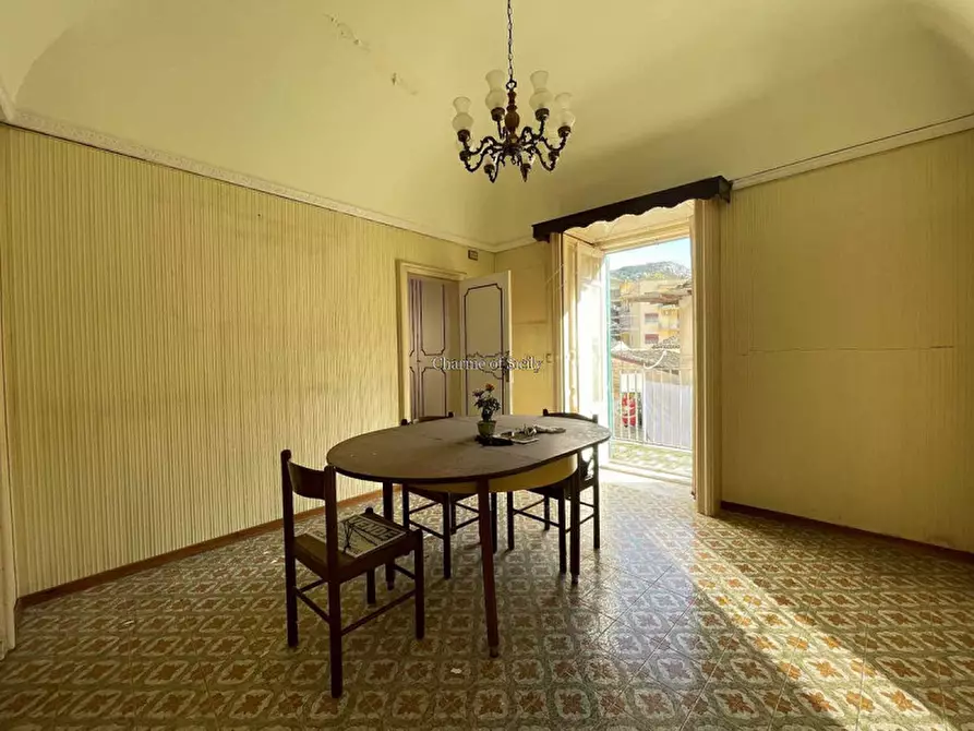 Immagine 5 di Appartamento in vendita  in via Carlo Papa a Modica
