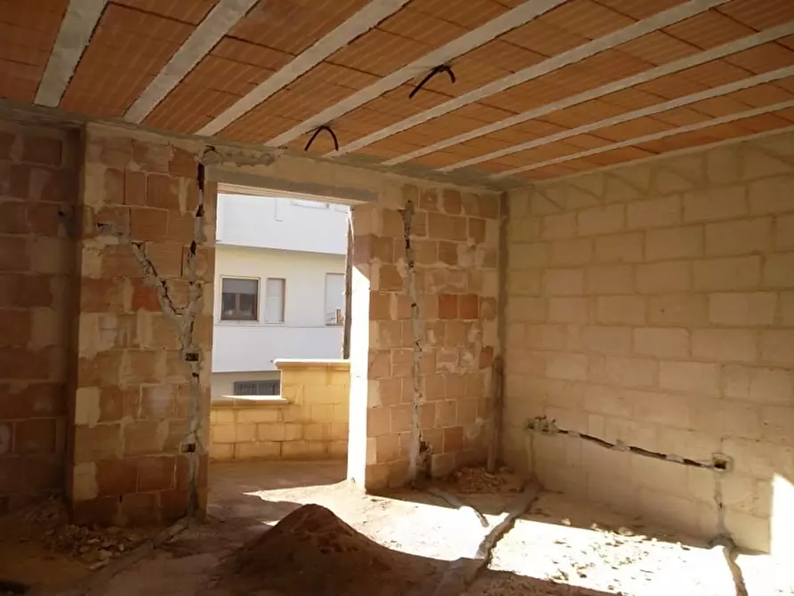 Immagine 14 di Villa in vendita  a Casarano