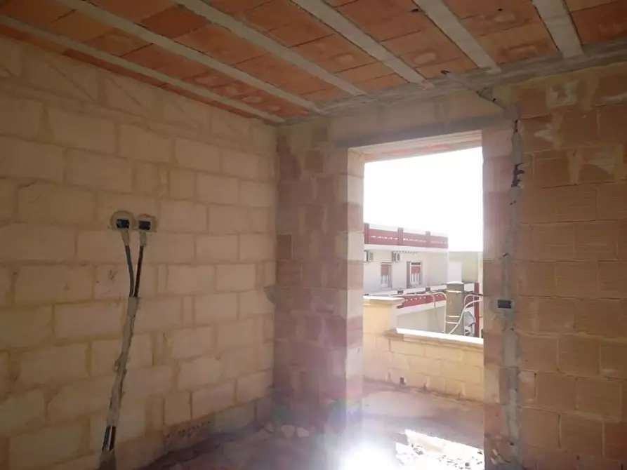 Immagine 21 di Villa in vendita  a Casarano