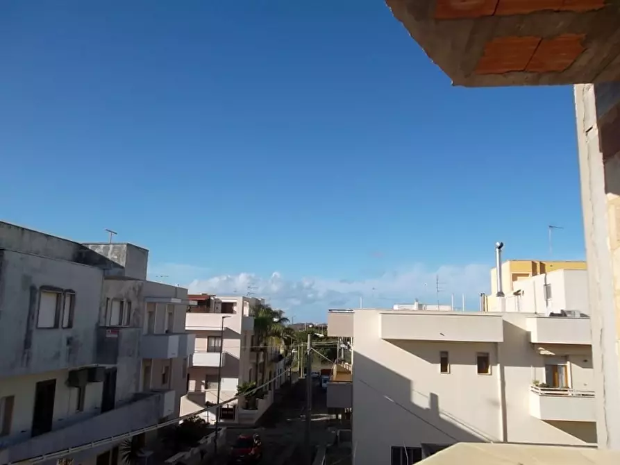 Immagine 22 di Villa in vendita  a Casarano