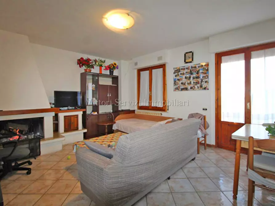 Immagine 1 di Appartamento in vendita  in via Francia a Torrita Di Siena