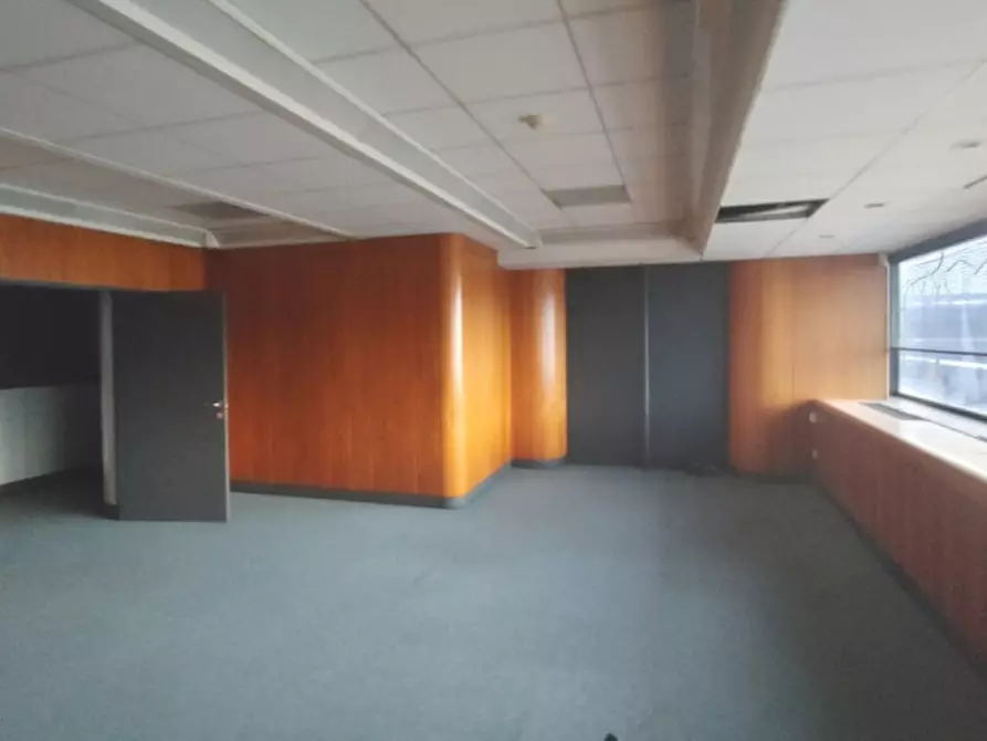 Immagine 21 di Ufficio in vendita  in STRADA 3 a Assago