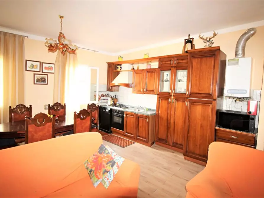 Immagine 4 di Appartamento in vendita  in via dei mille a Montevarchi