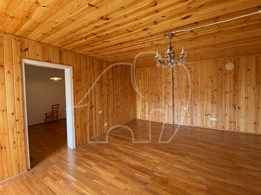 Immagine 3 di Casa indipendente in vendita  a Sfruz