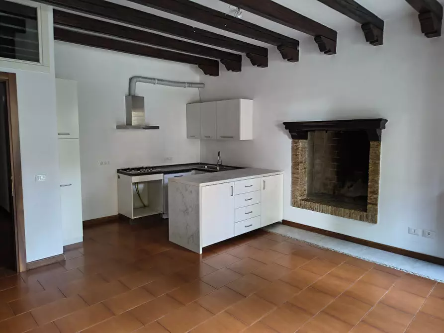 Immagine 3 di Appartamento in affitto  in viale garibaldi a Venezia