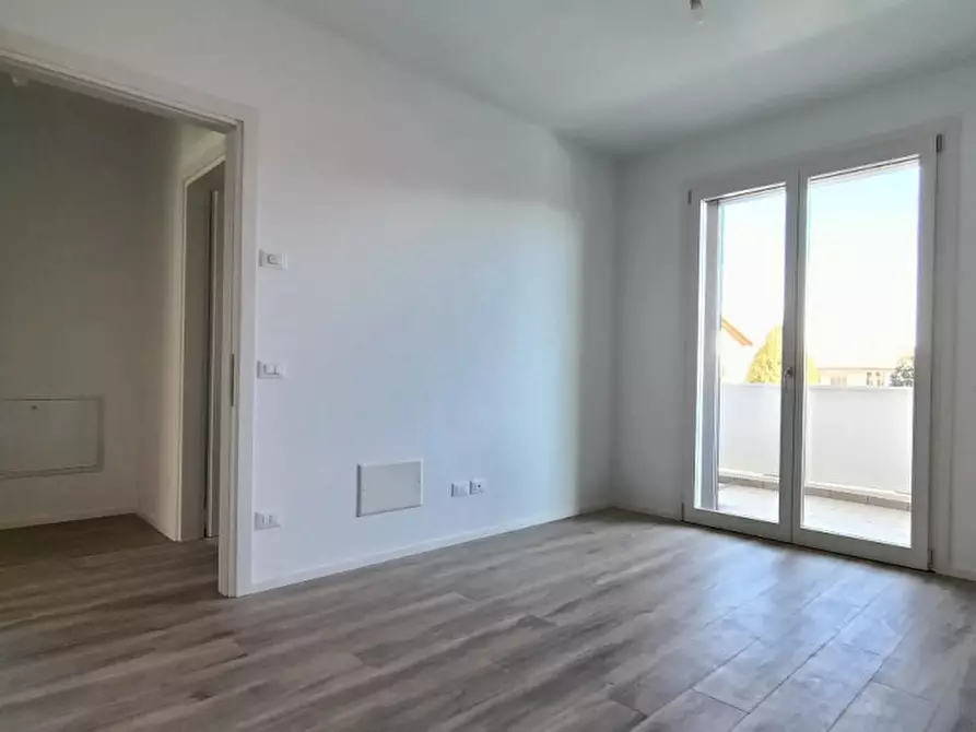 Immagine 1 di Appartamento in vendita  in Via Bassano a Paese