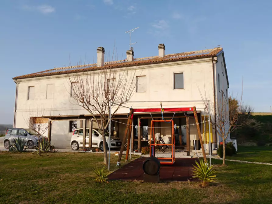 Immagine 1 di Casa indipendente in vendita  in VIA PROVINCIALE SANT ANGELO a Senigallia