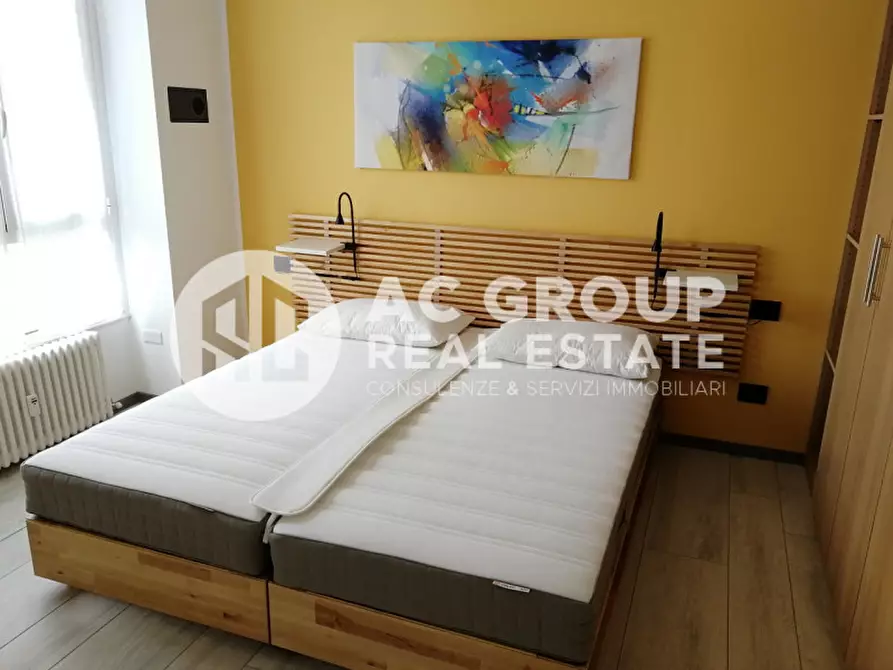 Immagine 17 di Camera in affitto  in Via F. Reina a Saronno