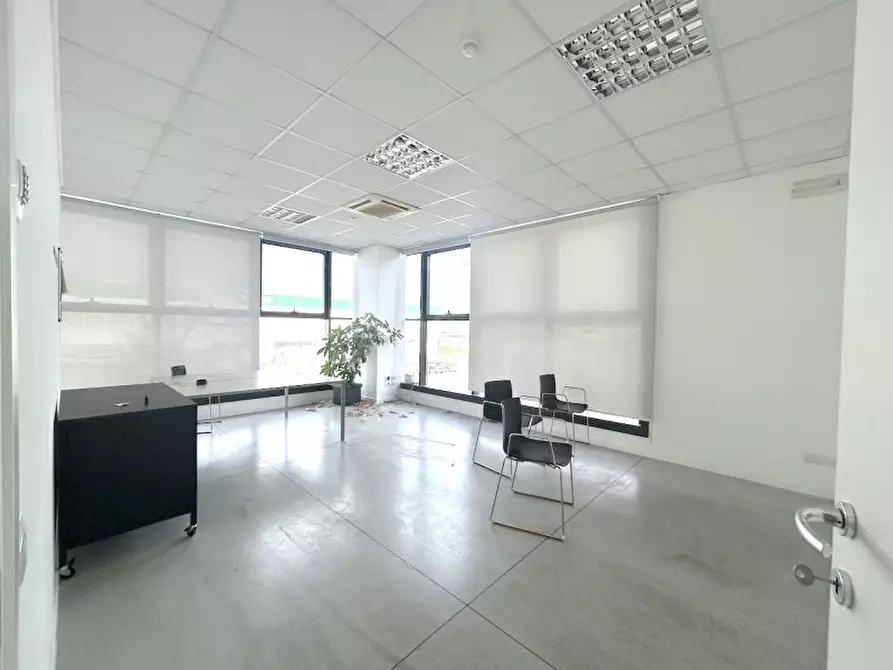 Immagine 4 di Ufficio in affitto  in PIAZZALE DELLA ROCCA a Cesenatico