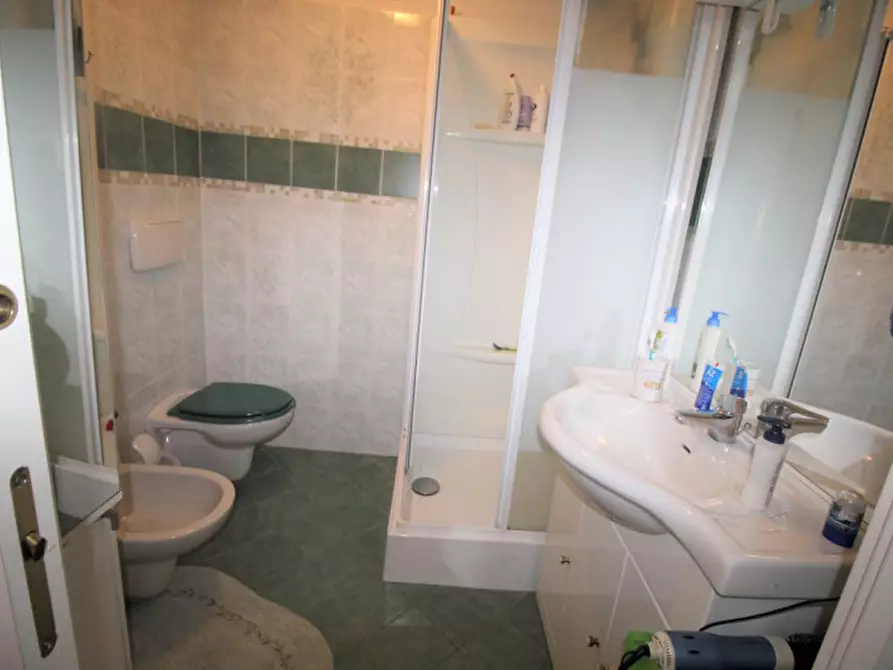 Immagine 14 di Appartamento in vendita  in Viale Barberino a Cavriglia