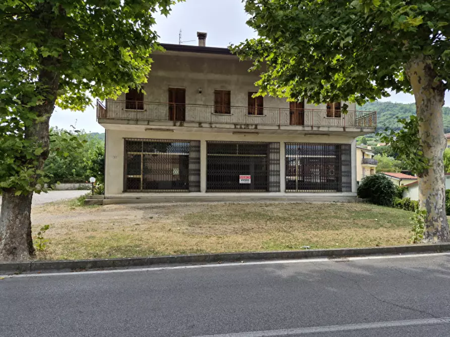 Immagine 1 di Laboratorio in vendita  in via europa a Lozzo Atestino