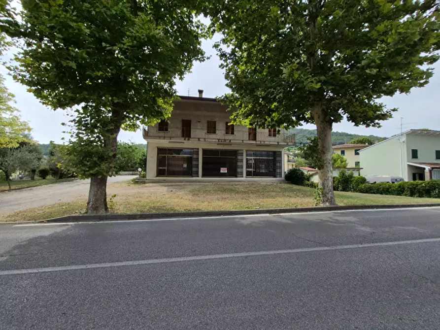 Immagine 2 di Laboratorio in vendita  in via europa a Lozzo Atestino