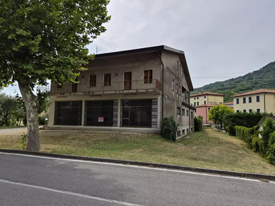 Immagine 3 di Laboratorio in vendita  in via europa a Lozzo Atestino