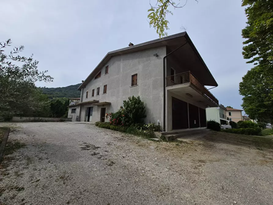 Immagine 5 di Laboratorio in vendita  in via europa a Lozzo Atestino