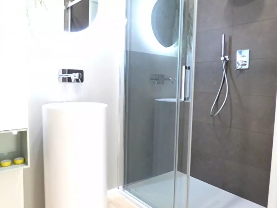 Immagine 8 di Appartamento in vendita  a Selvazzano Dentro