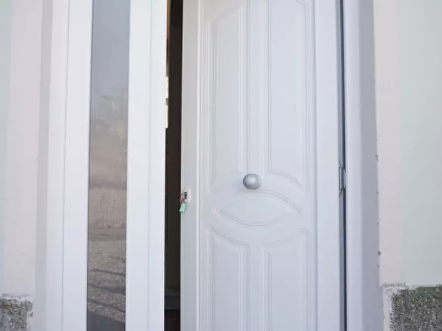 Immagine 17 di Appartamento in affitto  a Colorno