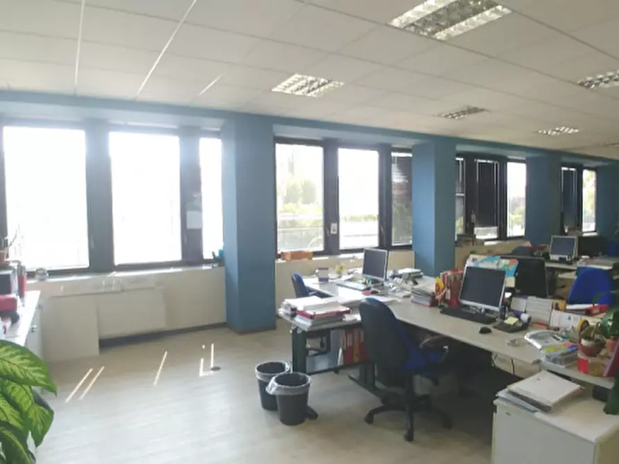 Immagine 5 di Ufficio in affitto  in VIA GALLARATE a Milano