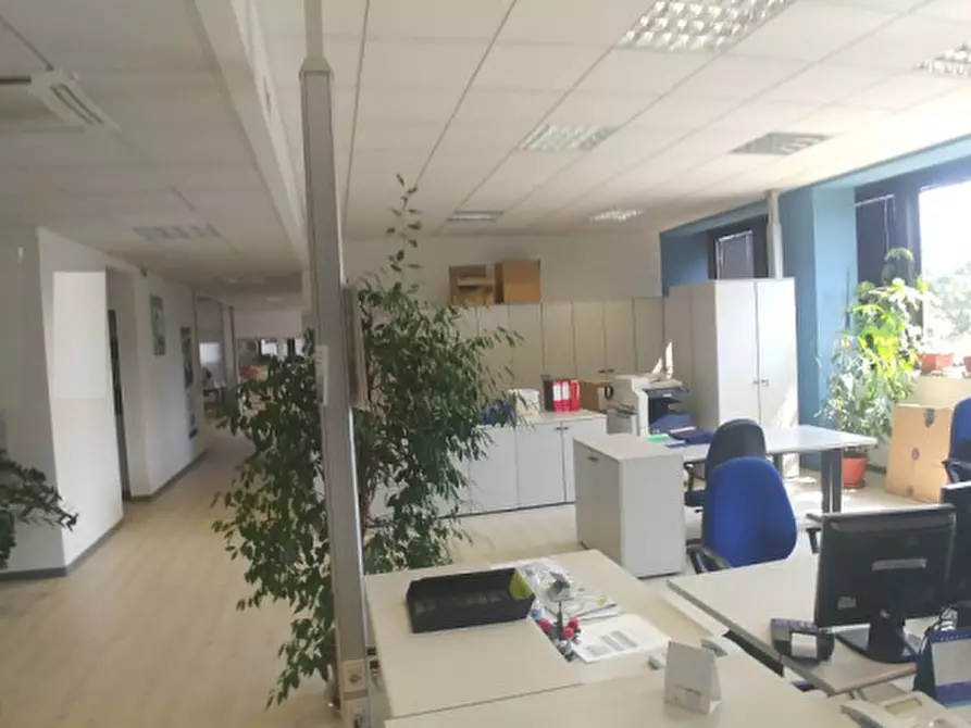 Immagine 9 di Ufficio in affitto  in VIA GALLARATE a Milano