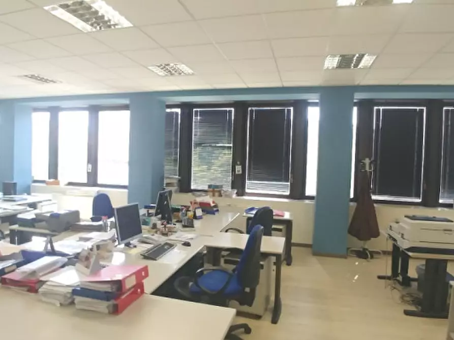Immagine 17 di Ufficio in affitto  in VIA GALLARATE a Milano