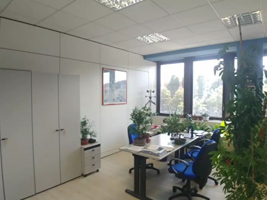 Immagine 18 di Ufficio in affitto  in VIA GALLARATE a Milano