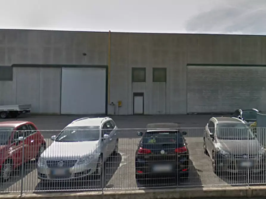 Immagine 1 di Capannone industriale in affitto  in Via Watt a Piazzola Sul Brenta