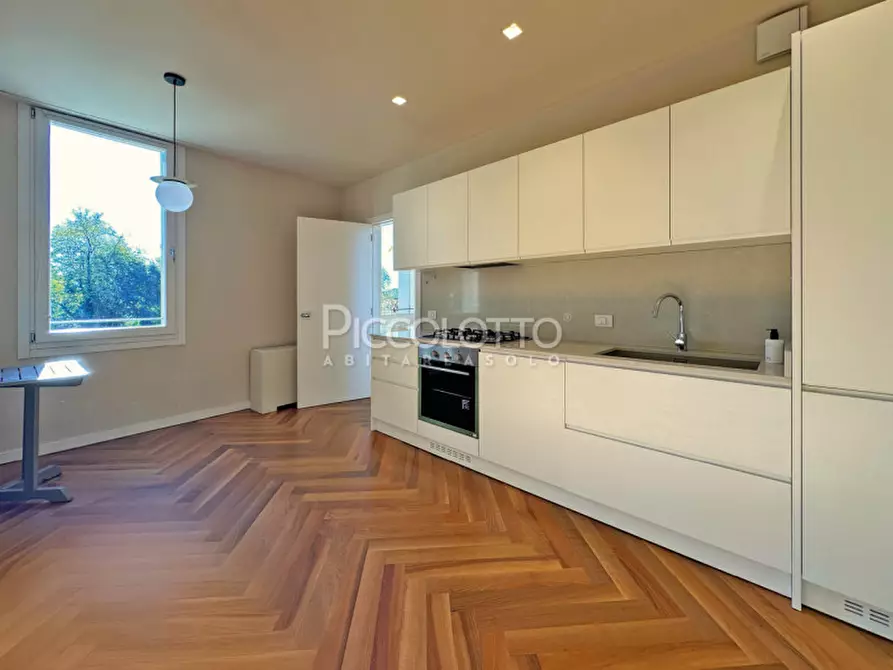 Immagine 33 di Appartamento in vendita  in via Santa Caterina a Asolo