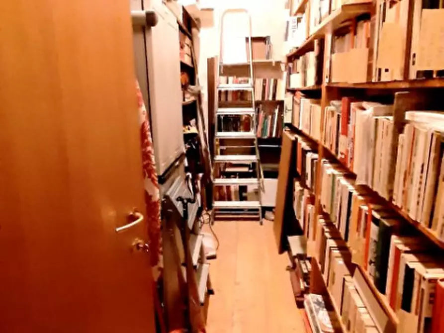 Immagine 7 di Appartamento in vendita  in Viale Barberino a Cavriglia