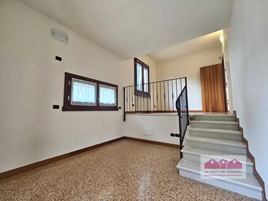 Immagine 15 di Casa indipendente in affitto  in Stradone dei Nicolosi a Vicenza
