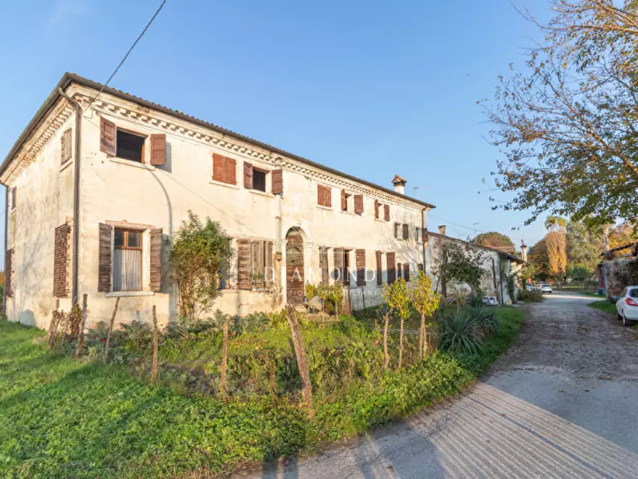 Immagine 4 di Rustico / casale in vendita  in Via Ca' Giupponi a Asolo