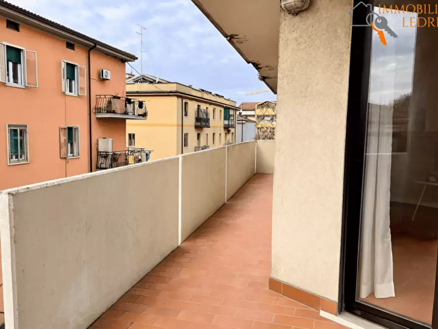 Immagine 11 di Appartamento in affitto  in Via Cristoforo Colombo a Verona