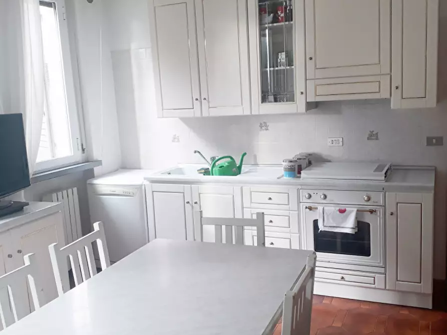 Immagine 13 di Villa in vendita  in Candia a Ancona