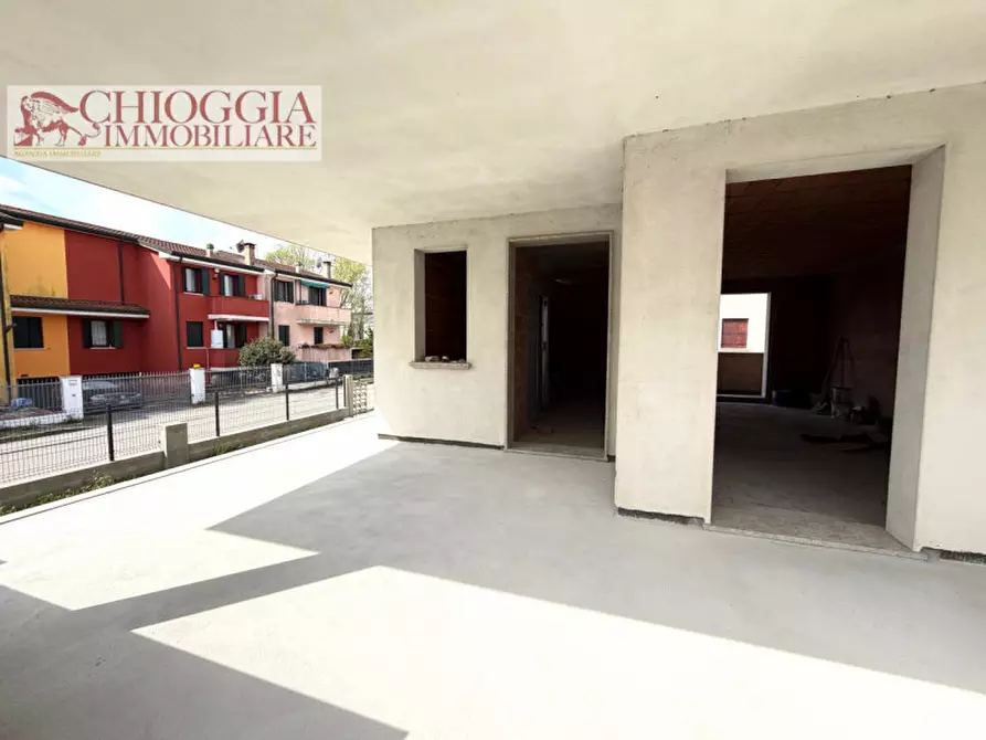 Immagine 3 di Casa bifamiliare in vendita  in Via Pascolon a Chioggia