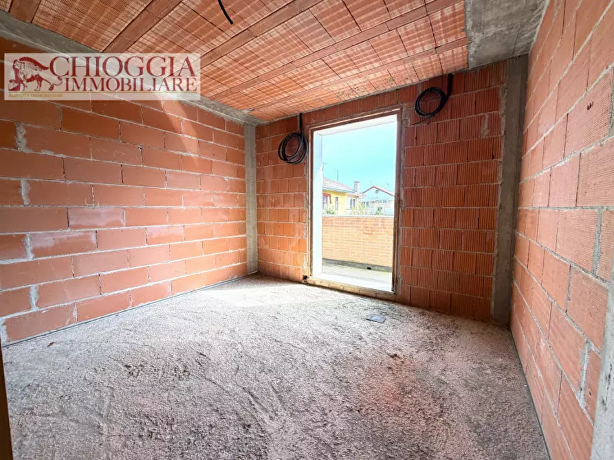 Immagine 8 di Casa bifamiliare in vendita  in Via Pascolon a Chioggia