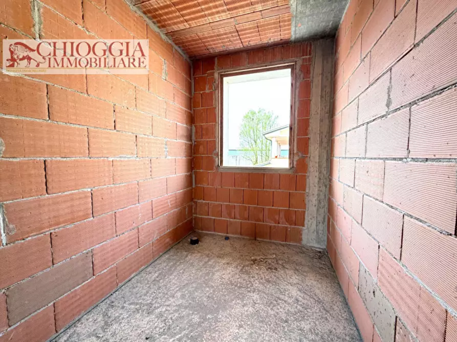 Immagine 12 di Casa bifamiliare in vendita  in Via Pascolon a Chioggia